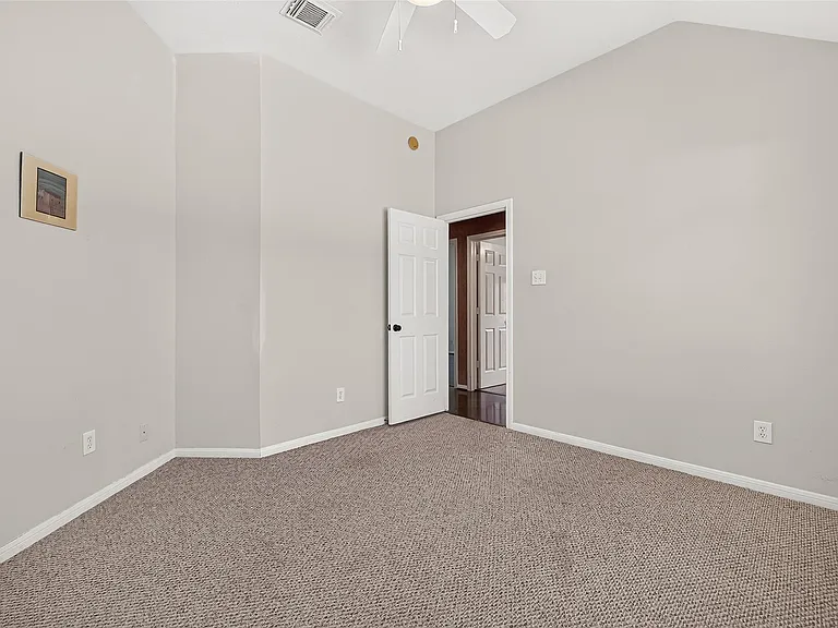 6323 Echo Lakes Ln — Photo 9