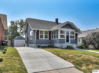 6317 Pacific St, Omaha, NE 68106