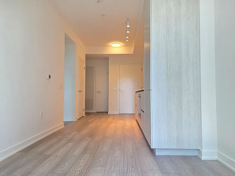 110 Broadway Ave #1413 — Photo 11