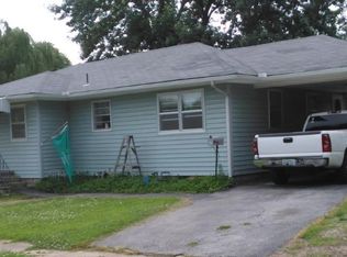 1302 Nelson St, Webb City, MO 64870