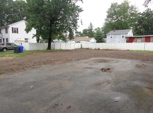 53 Cloran St, Springfield, MA 01109