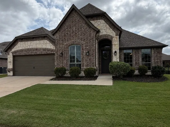 1086 Mickelson Dr, Granbury, TX 76048
