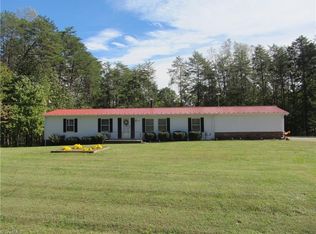 1701 Gold Hill Rd, Madison, NC 27025