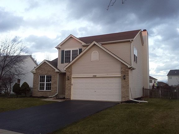 2nd image of 5319 Whispering Oaks Dr