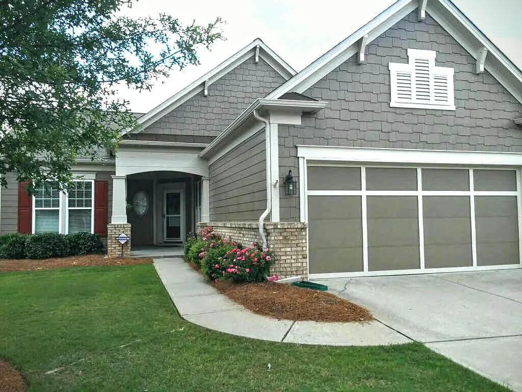 5395 Kings Common Way photo 1
