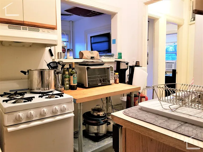 104 Saint Marys St #8H — Photo 5