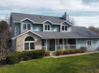 1760 Saint Albert The Great Dr, Sun Prairie, WI 53590