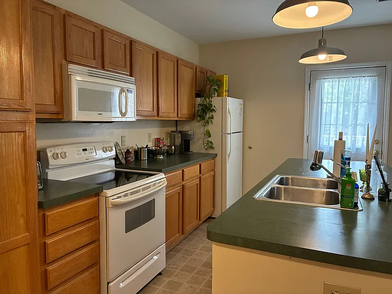 104 E Walworth Ave — Photo 2