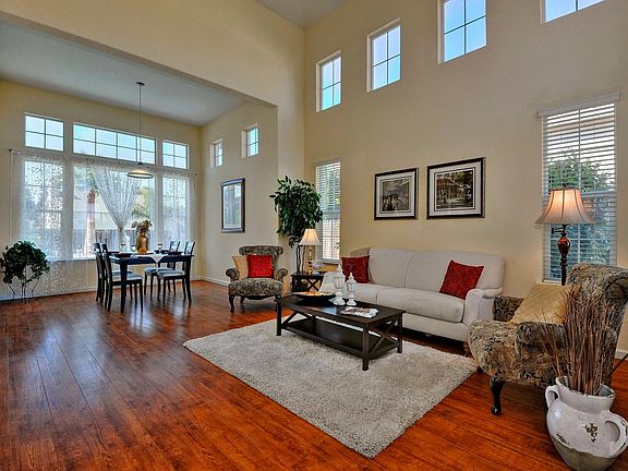 4th image of 1000 Carpinteria Dr