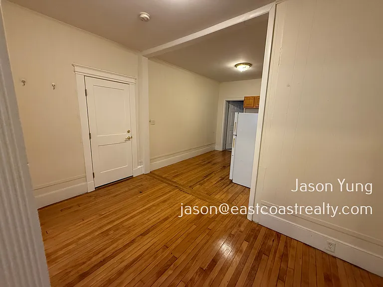 21 Royce Rd #208 — Photo 10