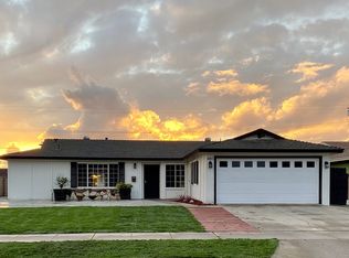 480 N Clinton St, Orange, CA 92867