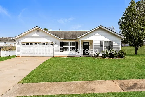 4 Laws Ln Photo 1