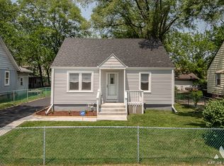 421 W Oak Ave, Lockport, IL 60441