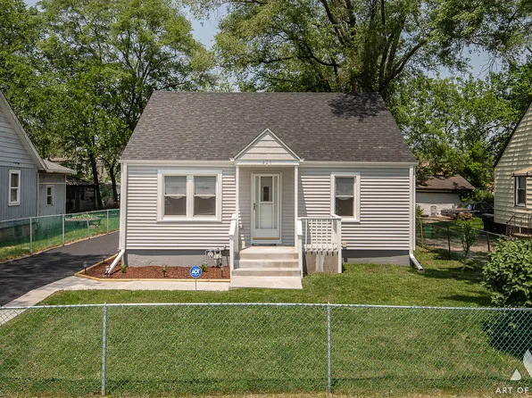 421 W Oak Ave, Lockport, IL 60441