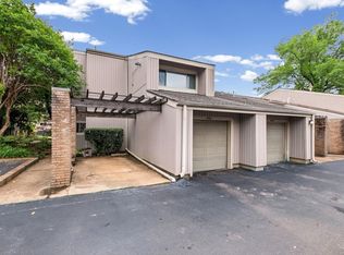 826 Creekside Dr, Memphis, TN 38117