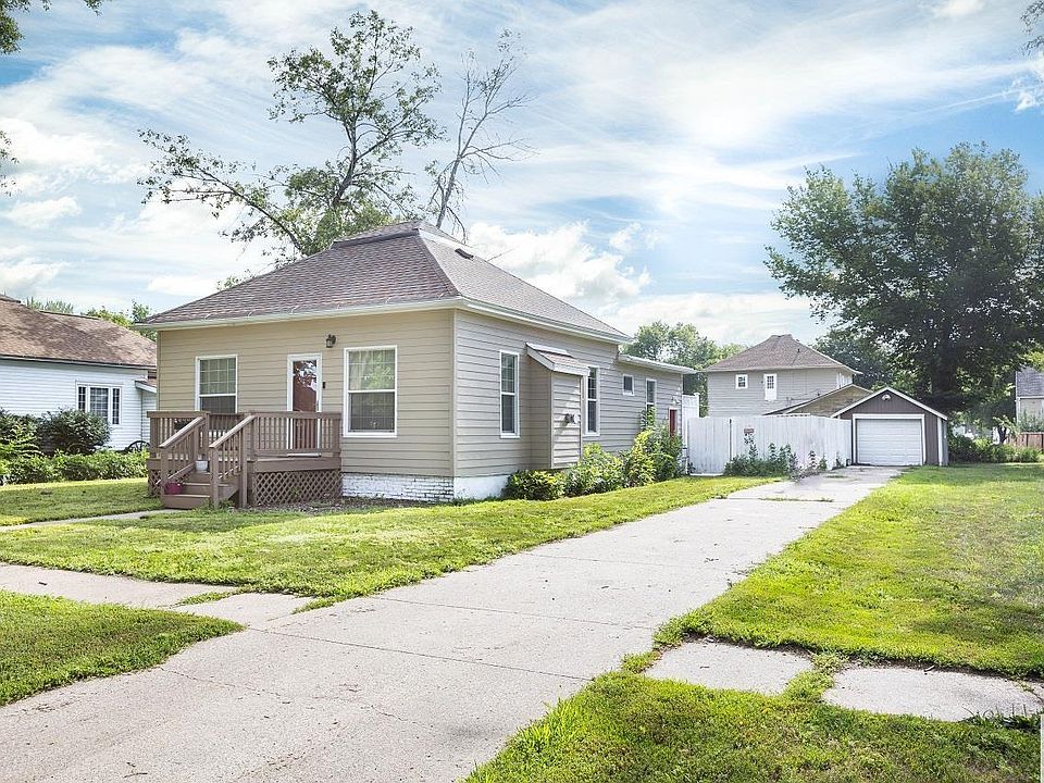 1115 7th St, Onawa, IA 51040 Zillow