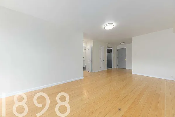 Rented by A&E Real Estate Management | media 5