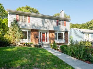 12 Abbey Dr, White Plains, NY 10604