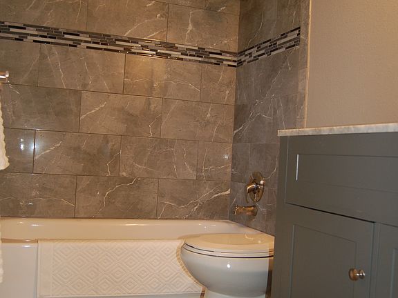 4th image of 12626 NE 141st Way