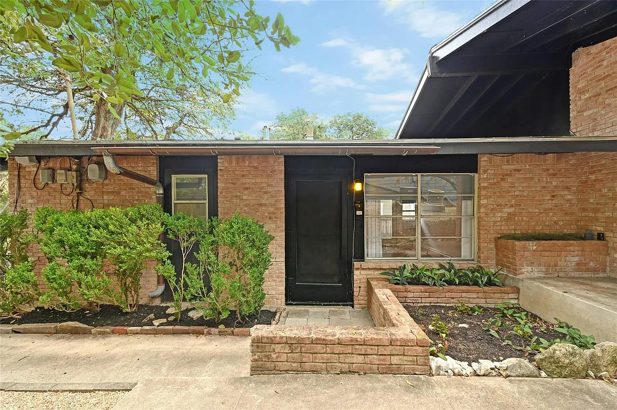 Building Photo - 515 Pecan Grove Rd #A