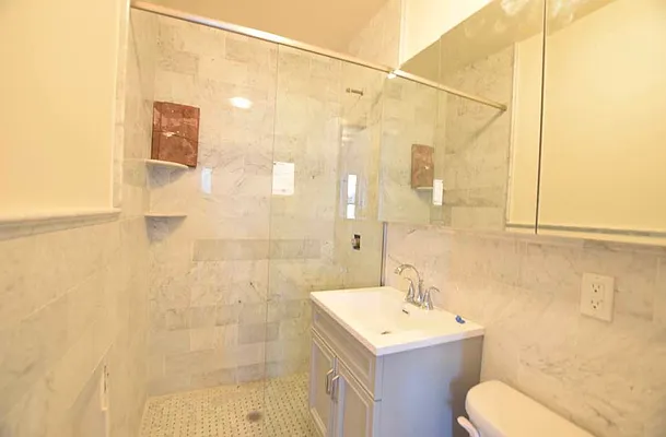 Rented by Street Realty Brokerage LLC | media 7