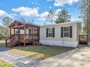 46 Bully Boy Blvd, Defuniak Springs, FL 32433
