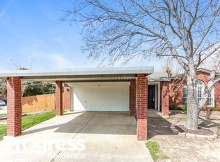7701 Liz Ln, Watauga, TX 76148