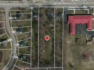 324 W Mount Morris St, Mount Morris, MI 48458