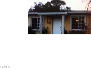 2800 Barrett Ave, Naples, FL 34112