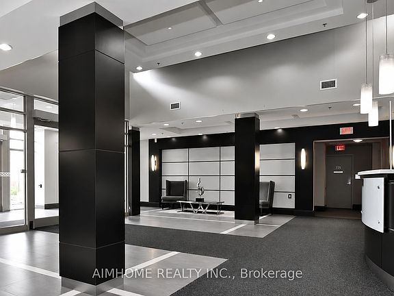 3rd image of 75 King William Cres #804