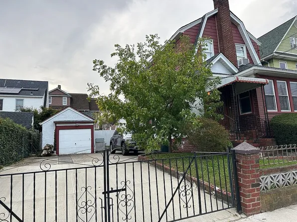 2542 Curtis St, East Elmhurst, NY 11369