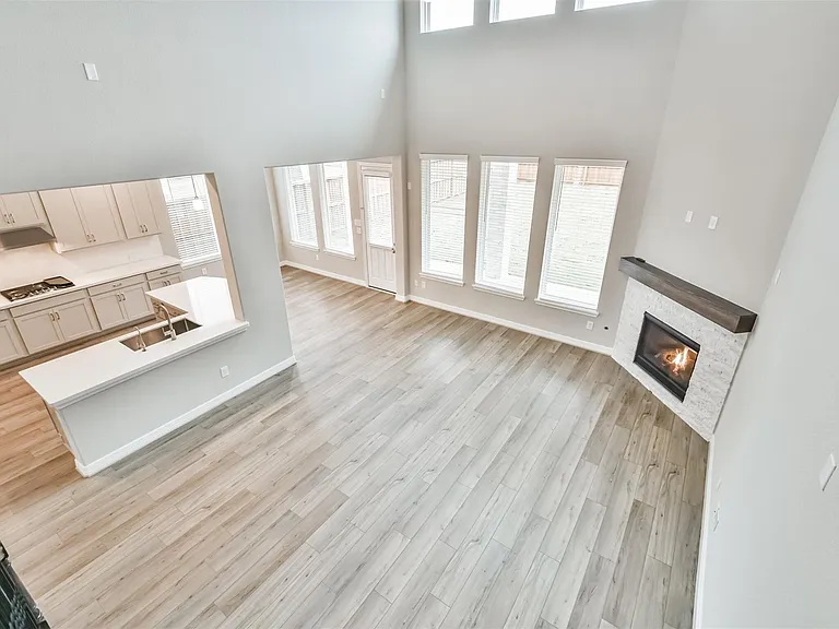 8211 Chartres Wind Dr — Photo 25