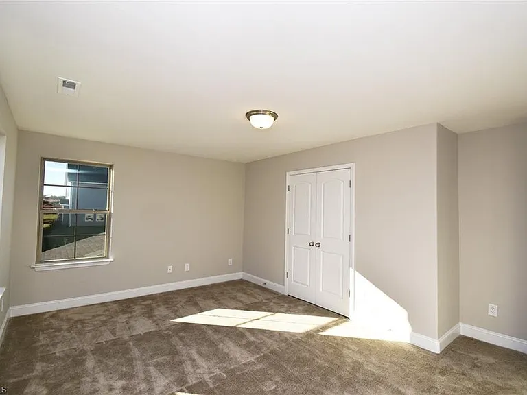 5553 Marblehead Dr — Photo 23