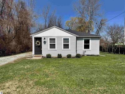 2975 E Ashby Rd, Midland, MI, 48640