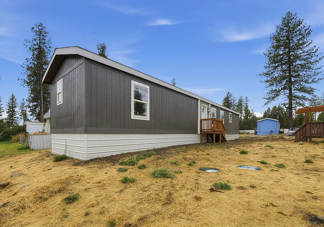 Quaint 3 Bed/ 2 Bath Home For Rent! — Photo 2