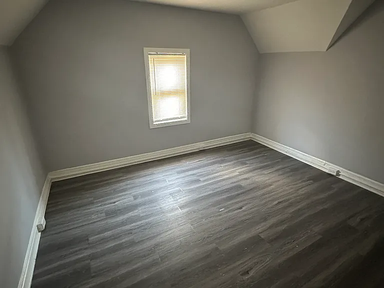 165 Starr St #2A — Photo 34