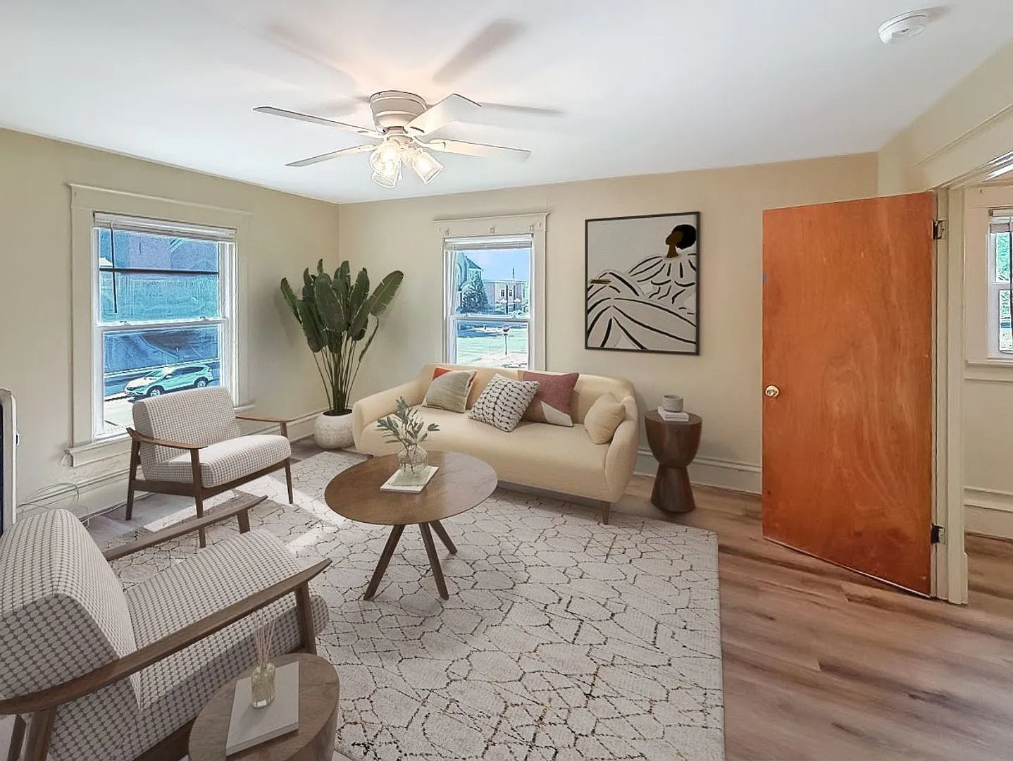 611 Kellogg Ave — Photo 2