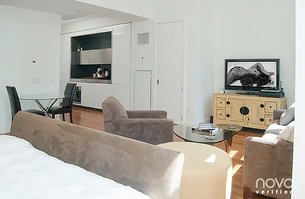 Rented by NOVO | media 71