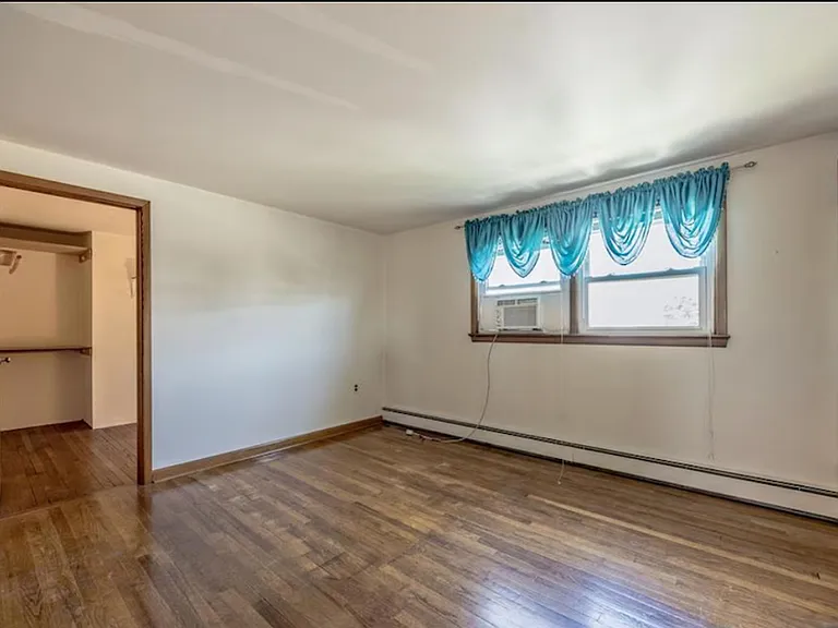88 Maple Ave #2 — Photo 8