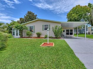 1853 W Schwartz Blvd #8, Lady Lake, FL 32159