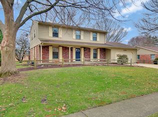 3301 Lakeshore Dr, Champaign, IL