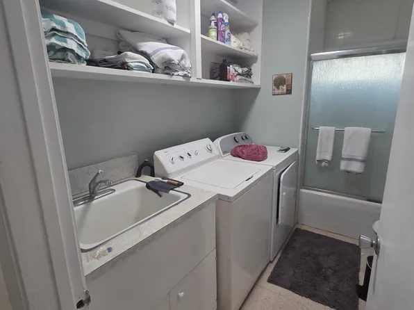 66-469 Pikai St, Haleiwa, HI 96712
