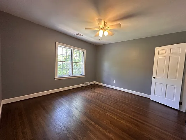 313 Hermitage Dr — Photo 23