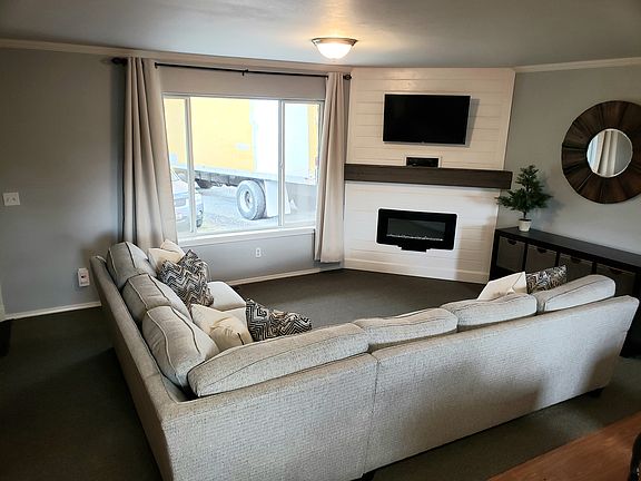 Living room with fireplace