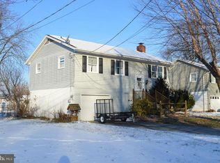 31 Scott St, Hanover, PA 17331