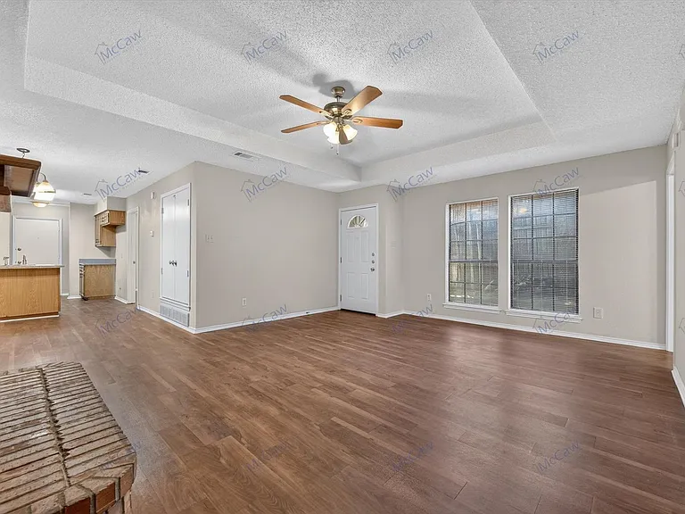 6310 Peggy Dr — Photo 3