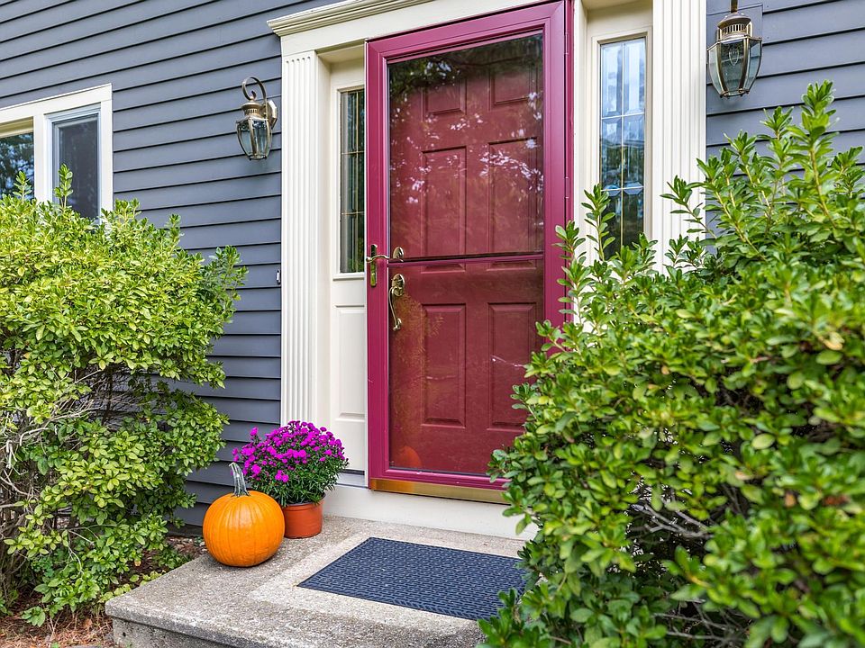 14 Dumbarton Oaks Road, Stratham, NH 03885 Zillow