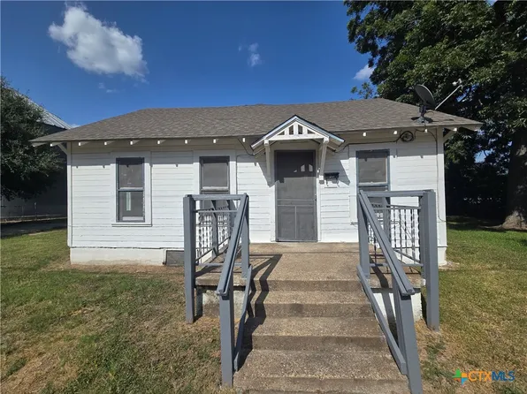 320 Commerce St, Marlin, TX 76661