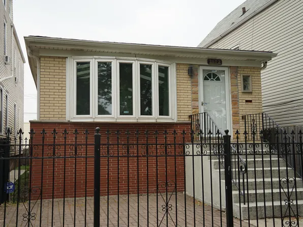 2172 N Mango Ave, Chicago, IL 60639