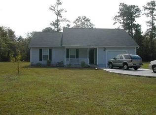 142 Wheeler Creek Rd, Sneads Ferry, NC 28460
